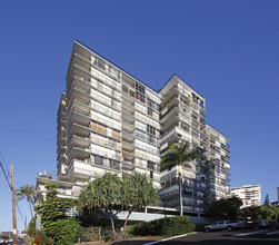 The Town House in Honolulu, HI - Building Photo - Building Photo