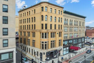 Worcester Five Cent Savings Bank Bldg in Worcester, MA - Building Photo