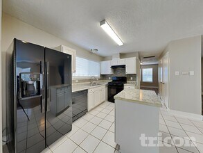 21899 Pinewilde Ct in Porter, TX - Building Photo - Building Photo