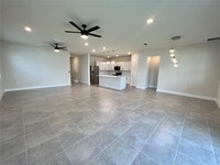 1433 Grand Palm Dr in Alafaya, FL - Foto de edificio - Building Photo