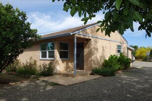 32204 Russell Blvd in Winters, CA - Building Photo