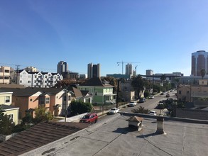 551 Daisy Ave in Long Beach, CA - Building Photo - Building Photo