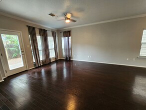 13104 Brook Arbor in San Antonio, TX - Building Photo - Building Photo