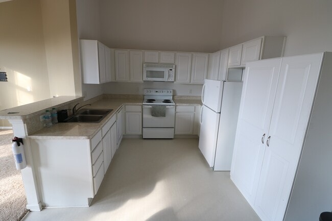 43039 Strand Dr in Sterling Heights, MI - Building Photo - Building Photo