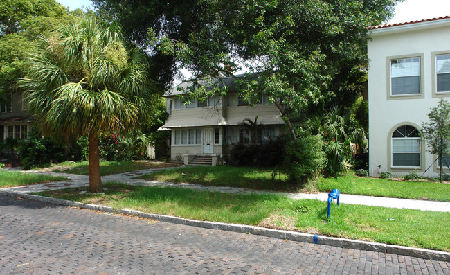 219 6th Ave N in St. Petersburg, FL - Building Photo - Building Photo