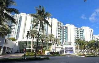 3029 NE 188th St in Miami, FL - Building Photo