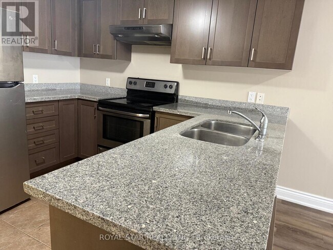 64 Frederick Dr in Guelph, ON - Building Photo - Building Photo