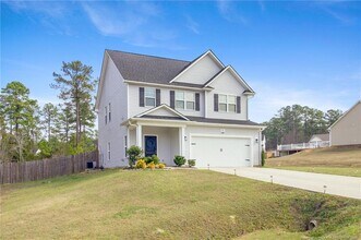 50 Basswood Ct in Spring Lake, NC - Building Photo - Building Photo