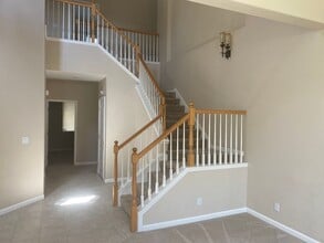 1175 Poppy Hills Ln in Tracy, CA - Building Photo - Building Photo