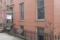 229 Montgomery St in Jersey City, NJ - Building Photo - Building Photo