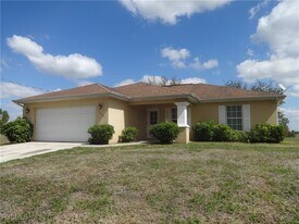 3801 NE 17th Ave in Cape Coral, FL - Building Photo