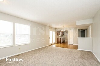 8365 Castle Ridge Ln in Indianapolis, IN - Building Photo - Building Photo