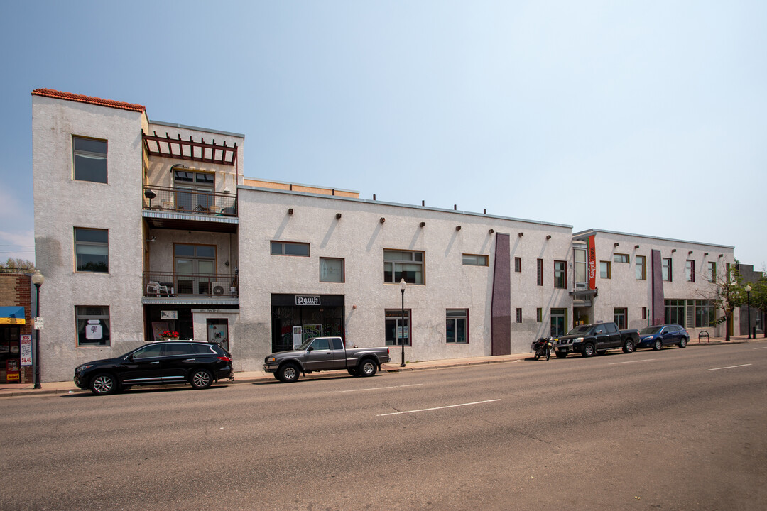 910 Santa Fe Dr in Denver, CO - Building Photo