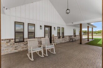 304 Mariners Wy in Wichita Falls, TX - Building Photo - Building Photo