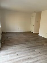 1552 NY-300, Unit 2 in Newburgh, NY - Building Photo - Building Photo