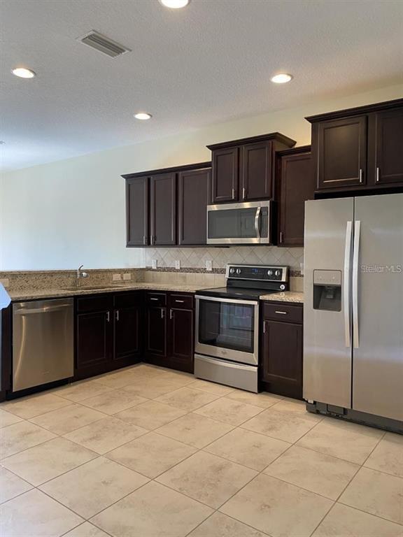 4741 White Sanderling Ct in Tampa, FL - Building Photo - Building Photo