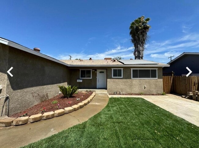 property at 3210 Shamrock Ave