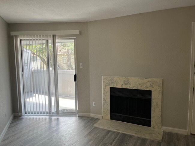 10637 Braes Bend Dr in Houston, TX - Building Photo - Building Photo