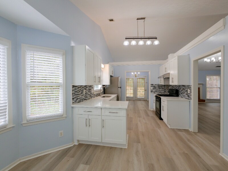 2218 Willow Crest Cir in Lawrenceville, GA - Foto de edificio