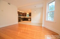 23 Moraine St, Unit 1 in Boston, MA - Foto de edificio - Building Photo