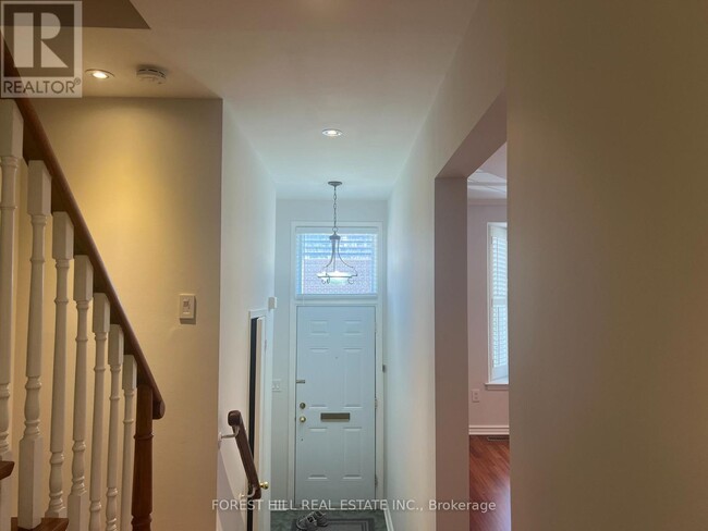 51 Stonedale Placeway in Toronto, ON - Building Photo - Building Photo