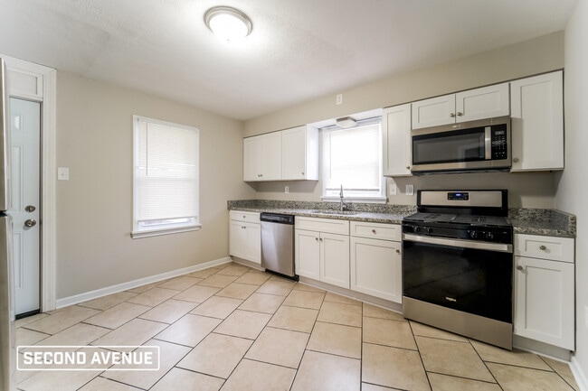1721 VanBuren St in Aliquippa, PA - Building Photo - Building Photo
