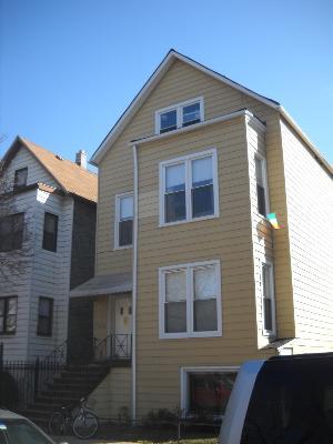 property at 3423 N Paulina St