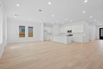 2716 Pne Blf Dr in Rosenberg, TX - Building Photo - Building Photo