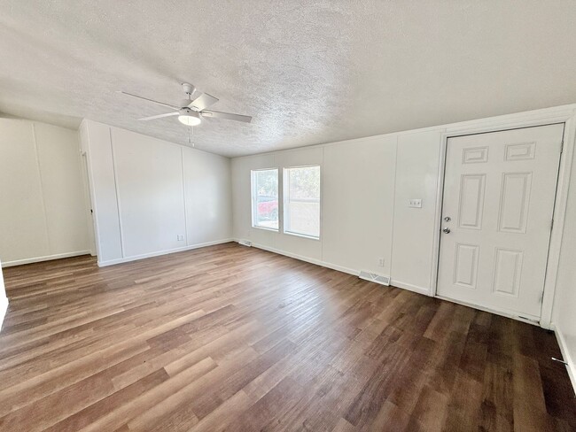 715 S Ogden Ave in Pueblo, CO - Building Photo - Building Photo