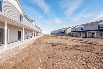 584 Harvester Ave in Sugar City, ID - Building Photo - Building Photo