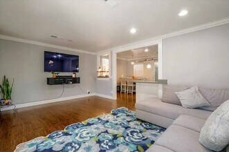 1955 Wingate Way in Hayward, CA - Building Photo - Building Photo