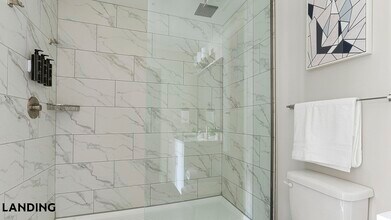 2220 W First St, Unit 315 in Ft. Myers, FL - Building Photo - Building Photo