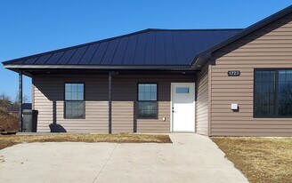 1723 Talon St in Moberly, MO - Building Photo