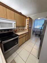 3300 NW 46th St in Fort Lauderdale, FL - Building Photo - Building Photo