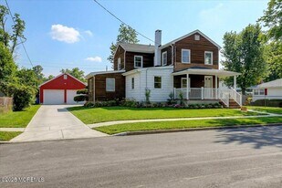 28 Sedgwick St in Jamesburg, NJ - Building Photo