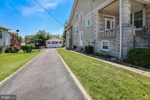 1321 Maple Ave in Arbutus, MD - Building Photo