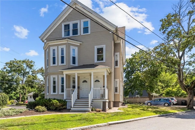 311 Highland Ave in Providence, RI - Foto de edificio - Building Photo