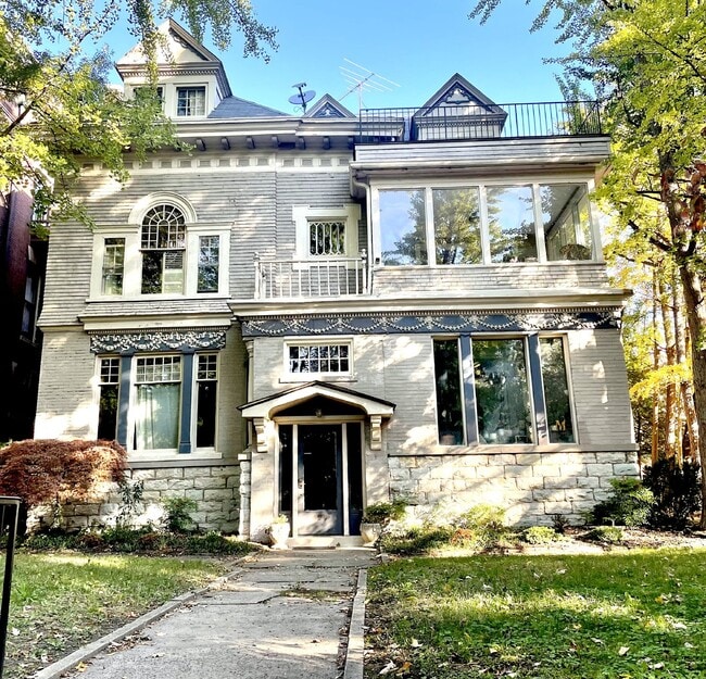 427 Park Ave in Louisville, KY - Building Photo - Building Photo