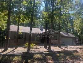 12 Sunderland Dr in Bella Vista, AR - Building Photo