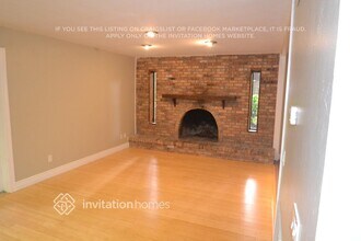 3415 Imperial Ln in Lakeland, FL - Foto de edificio - Building Photo