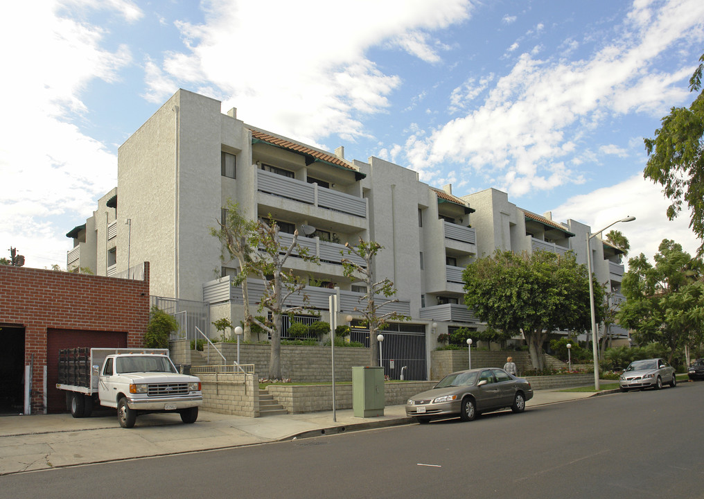 Menorah Terrace in Los Angeles, CA - Building Photo