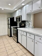 11721 Salmon Dr in Port Richey, FL - Building Photo - Building Photo