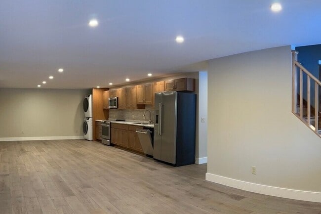 103-105 Puckerbrush East Rd