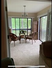 134 Amberly Dr, Unit J in Englishtown, NJ - Building Photo - Building Photo