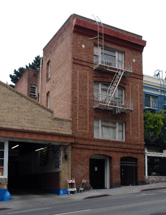 1266 Bush St in San Francisco, CA - Building Photo