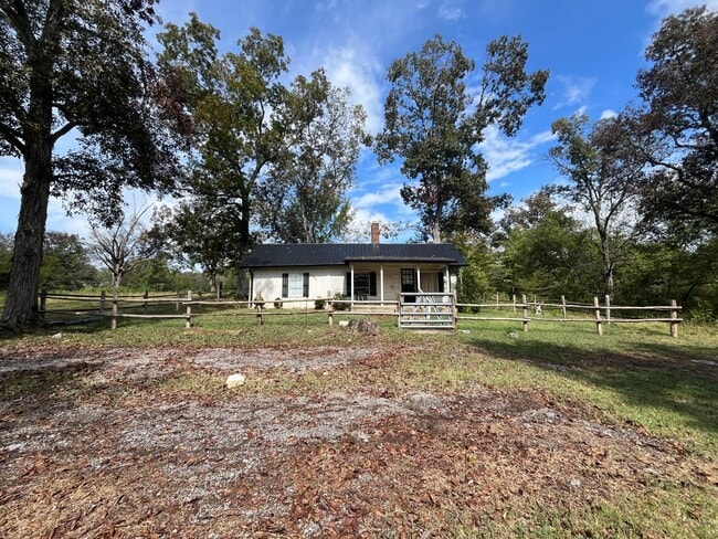 property at 2585 Spring Creek Rd