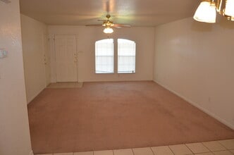 2707 Edgefield St in Killeen, TX - Building Photo - Building Photo