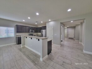 7172 Blowing Breeze Ave in Las Vegas, NV - Building Photo - Building Photo