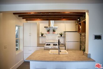 1765 Griffith Park Blvd, Unit 1765 Griffth Park Blvd in Los Angeles, CA - Building Photo - Building Photo