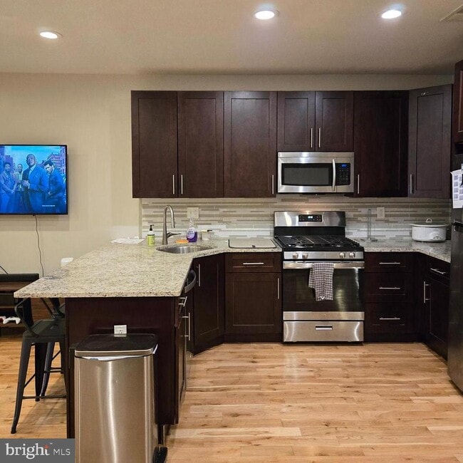 4309 Main St in Philadelphia, PA - Building Photo - Building Photo